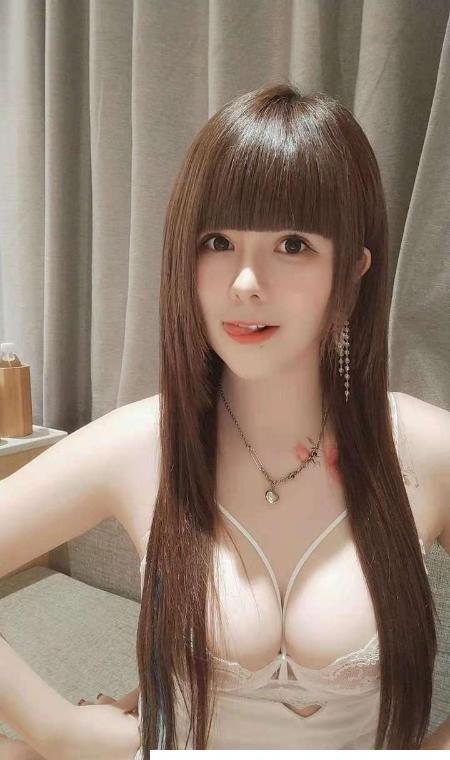 邻家大奶姐姐