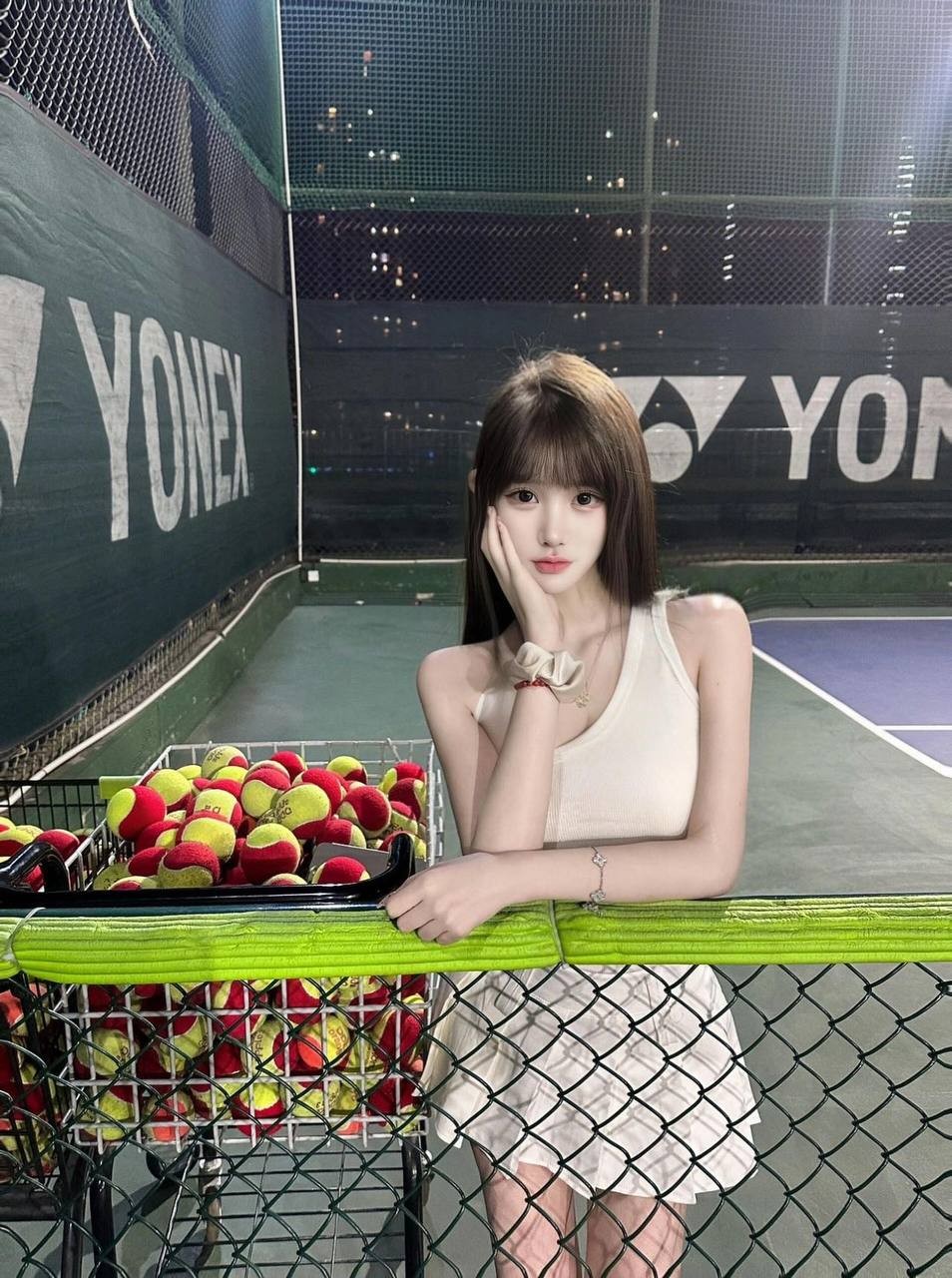 清纯可爱学妹刚刚开苞逼粉嫩下海