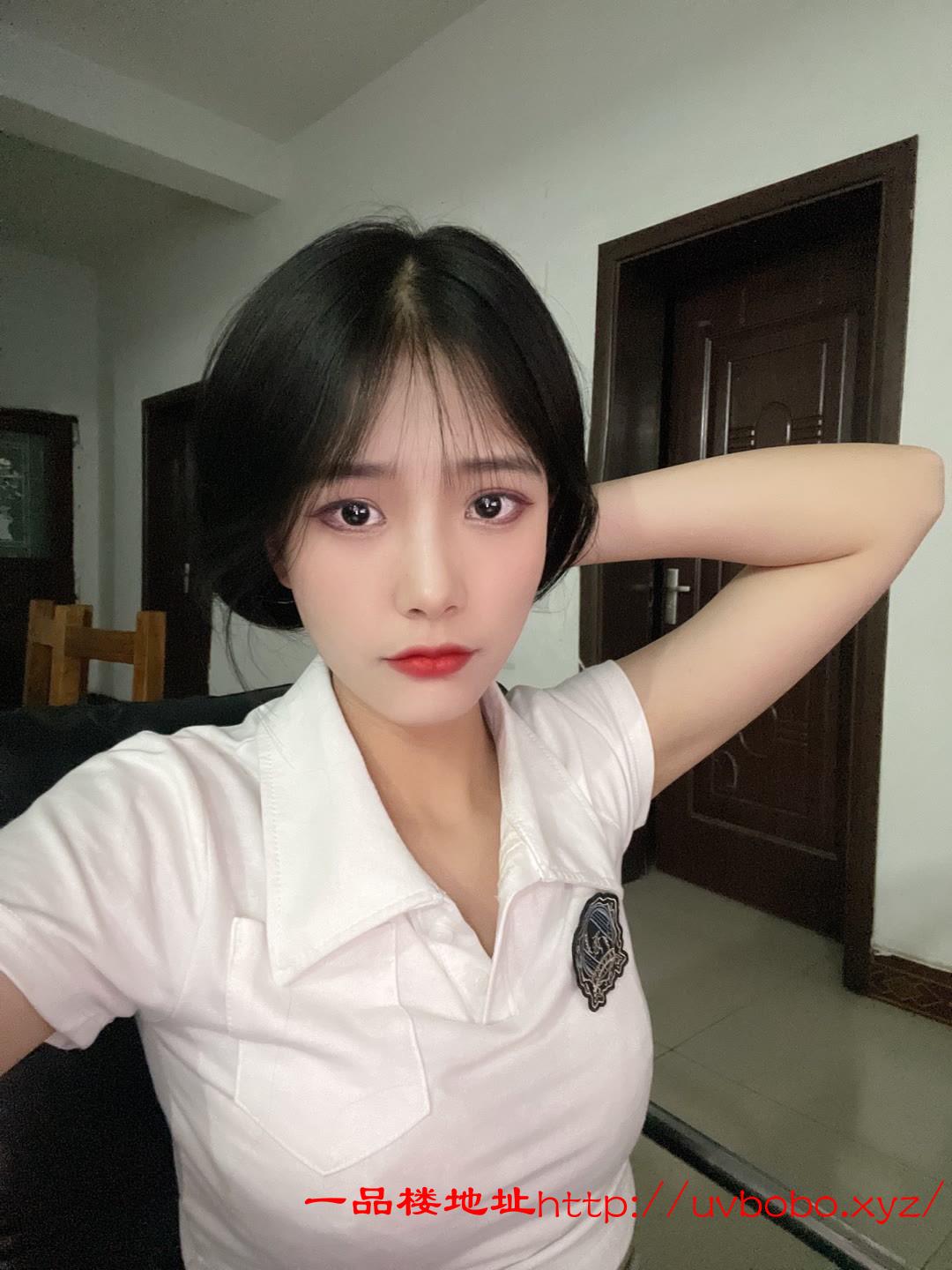 邻家女孩很白嫩鲜美 长腿鲍鱼汁都是甜的