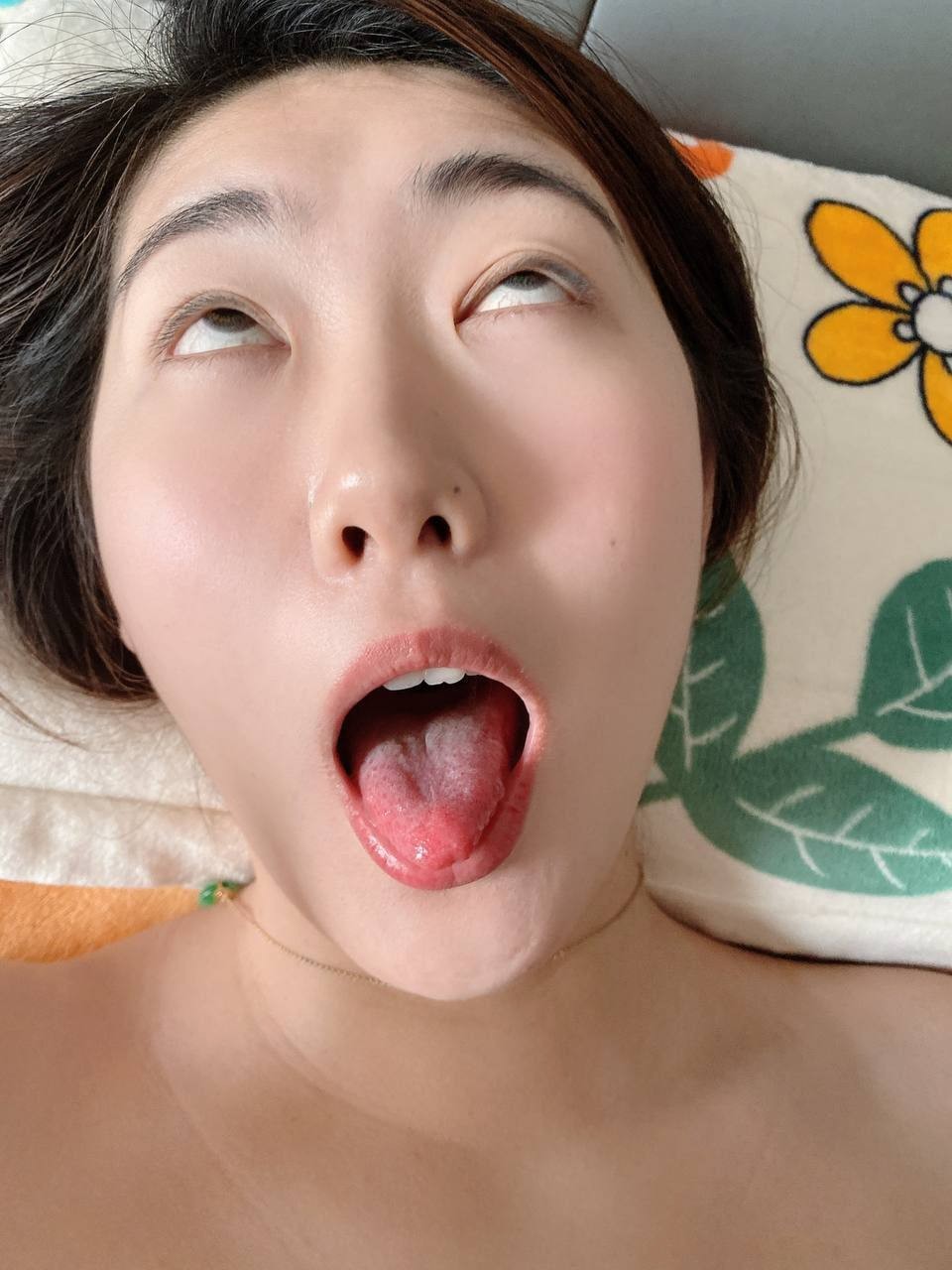 骚货御姐高潮翻白眼