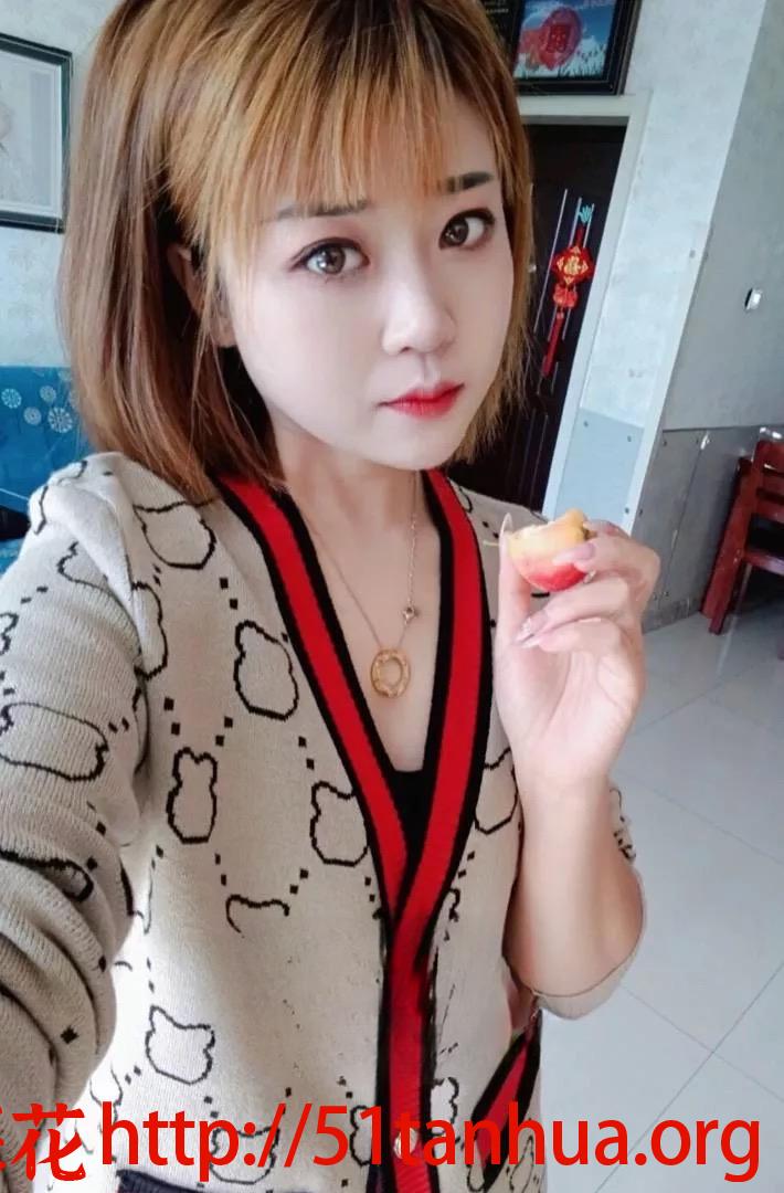  榆林，榆星广场附近的小妹妹。